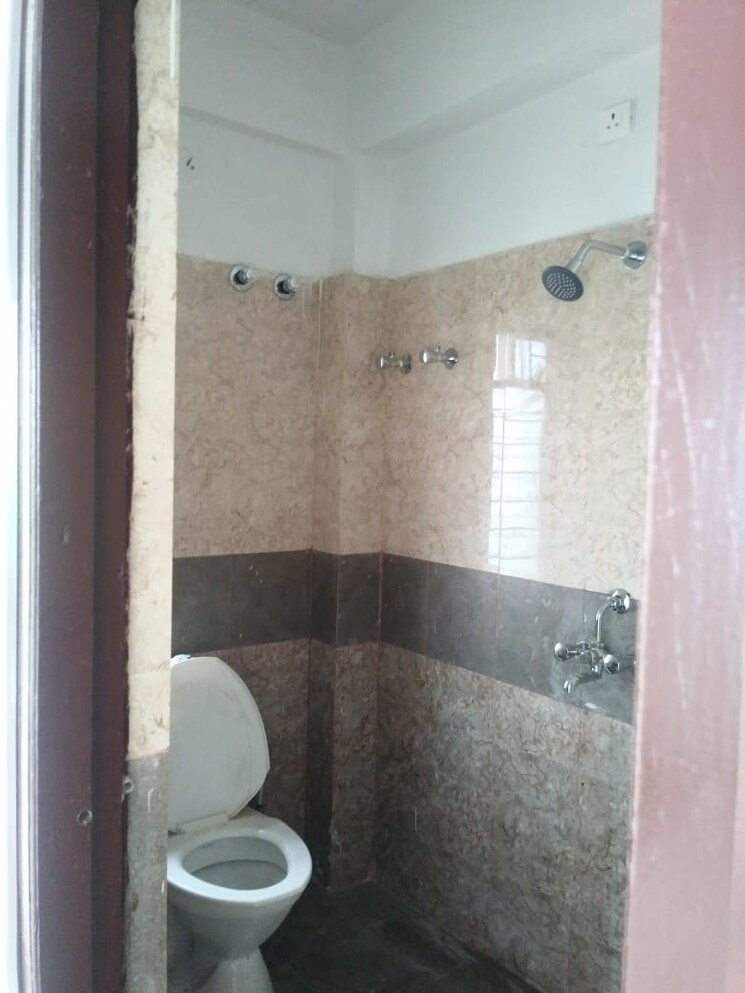 Bathroom, deeshari-megacity-phase-iii 2 Bedroom 756 Sq.Ft. Apartment In Rajpur Chowhati Kolkata 8677342