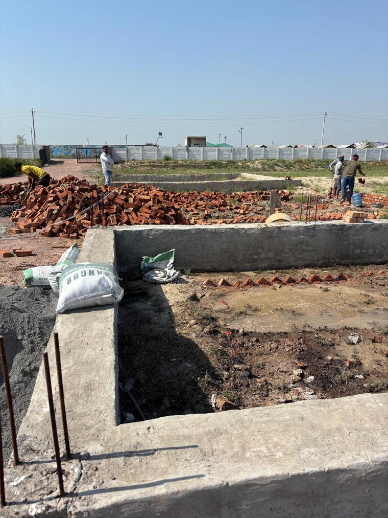 undefined, jewar  200 Sq.Yd. Plot In Jewar Greater Noida 8677354