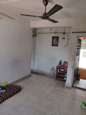 Room in 1 RK Apartment at Mahatma Society – for Rent
