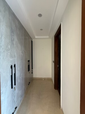 Furnished Amenities in 5 BHK Builder Floor at Sector 85 – for Sale