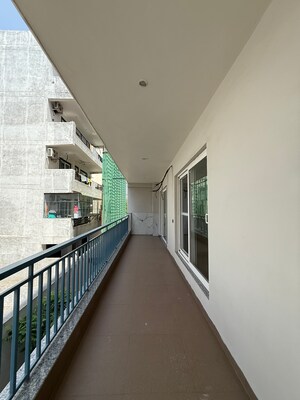 Balcony in 5 BHK Builder Floor at Sector 85 – for Sale