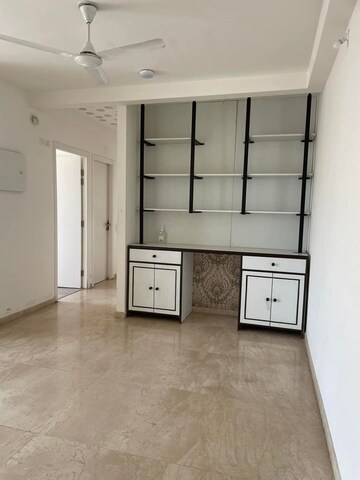 Room in 2 BHK Apartment at Hiranandani Cardinal, Ghodbunder Road – for Rent