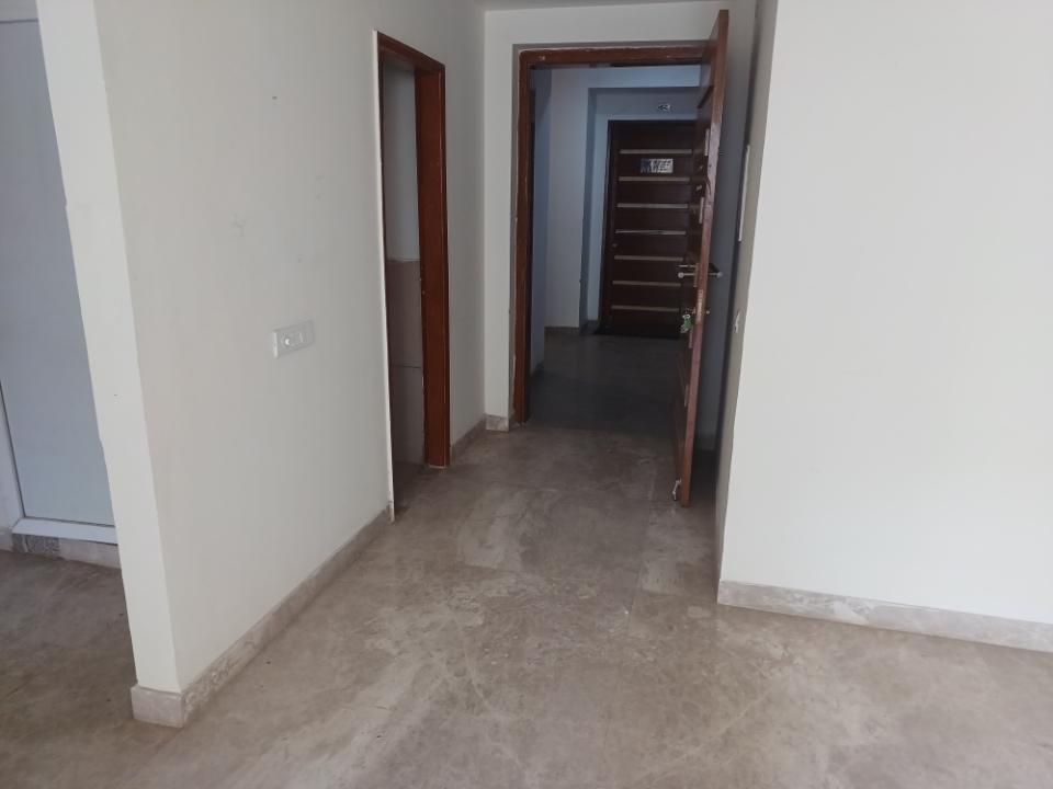 2 BHK Apartment For Sale in SS The Leaf