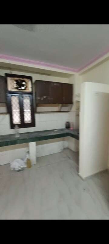 Parking in 2 BHK Builder Floor at Panchsheel Vihar – for Rent