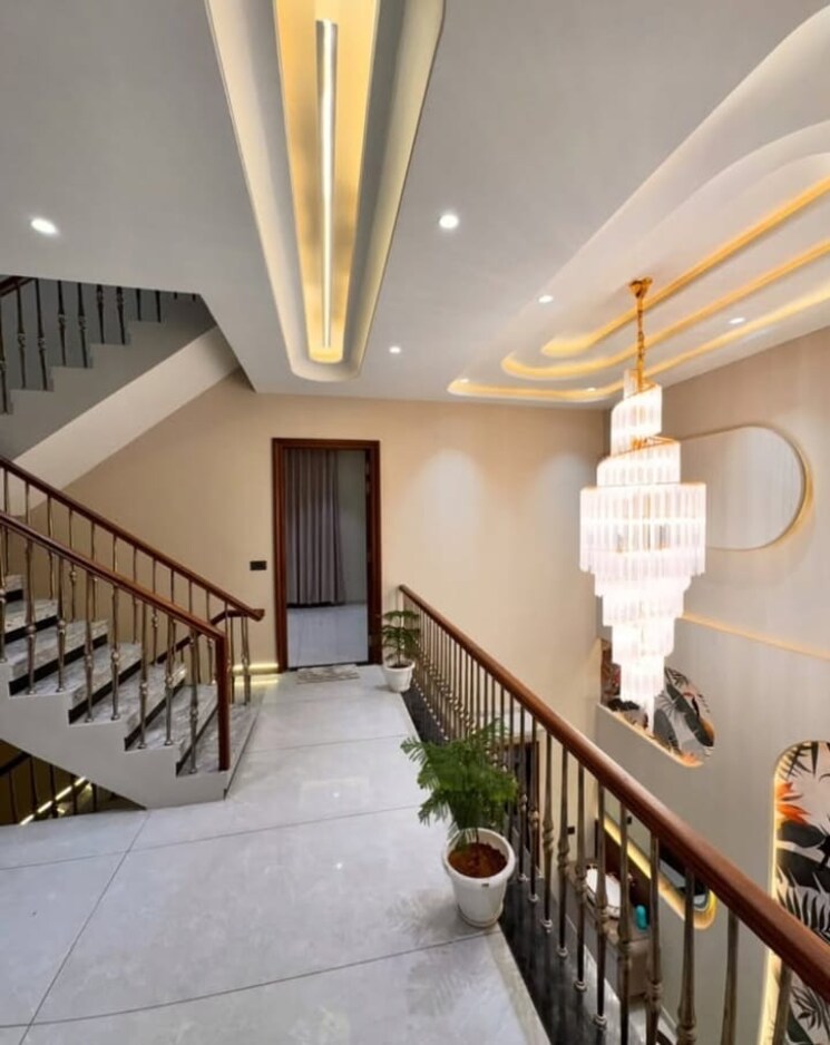 Balcony, sector 32 3.5 Bedroom 3150 Sq.Ft. Builder Floor In Sector 32 Faridabad 8677461