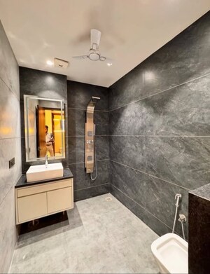 Kitchen in 3.5 BHK Builder Floor at Sector 32 – for Sale