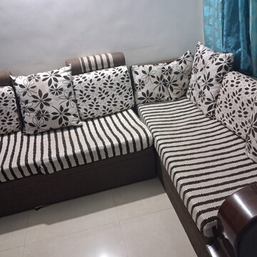 2 BHK Apartment For Rent in Dhanori