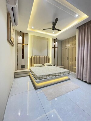 Bedroom in 3.5 BHK Builder Floor at Sector 32 – for Sale