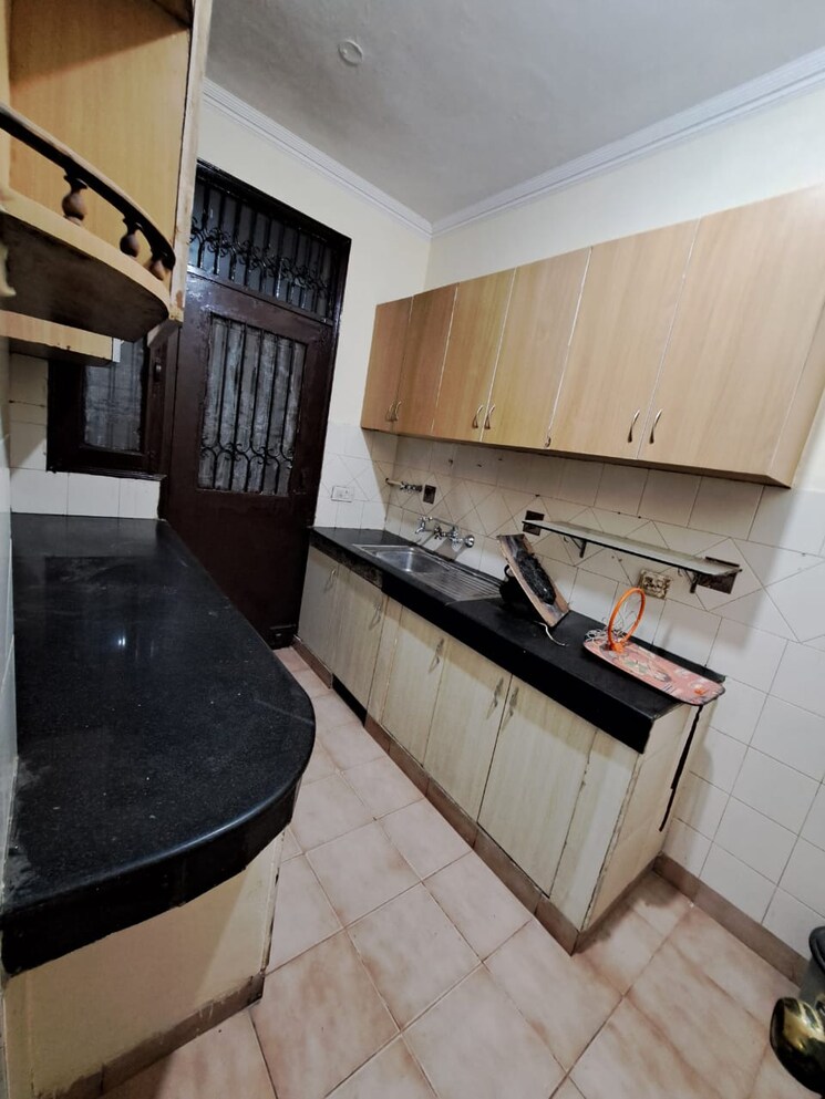 Kitchen, unitech-uniworld-gardens-2 3 Bedroom 1286 Sq.Ft. Apartment In Sector 47 Gurgaon 8677481