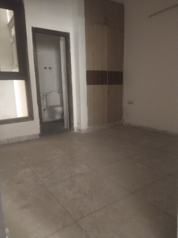 Furnished Amenities in 4 BHK Villa at Panchsheel Villas, Sector 16 Greater Noida – for Rent