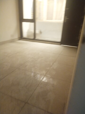 Furnished Amenities in 4 BHK Villa at Panchsheel Villas, Sector 16 Greater Noida – for Rent