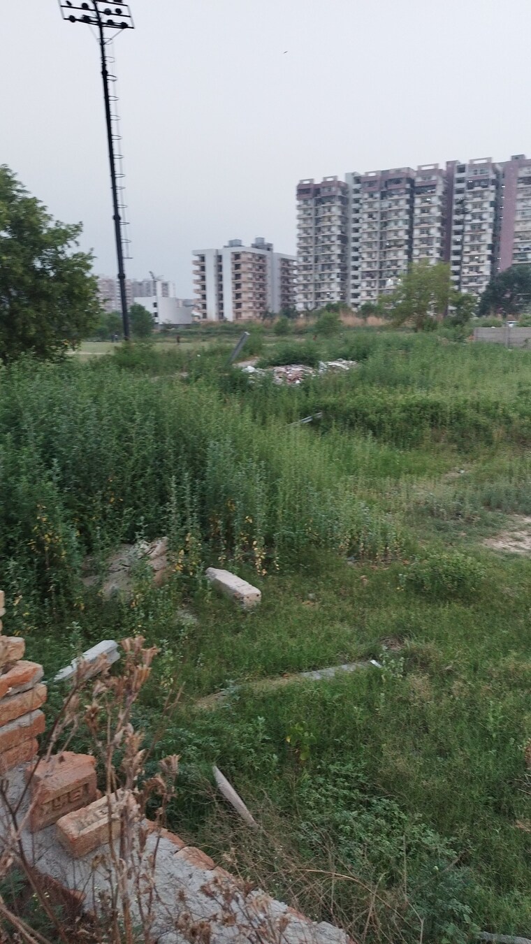 undefined, raj nagar extension  300 Sq.Yd. Plot In Raj Nagar Extension Ghaziabad 8677513