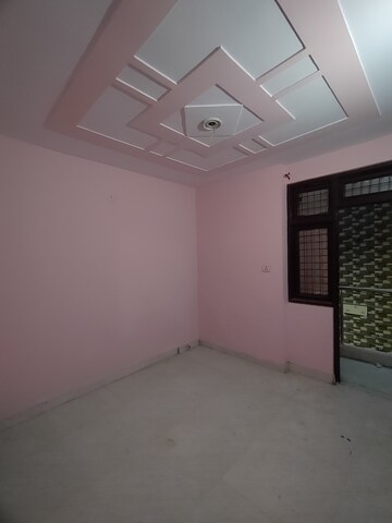 Room in 2 BHK Builder Floor at Dwarka Mor – for Rent