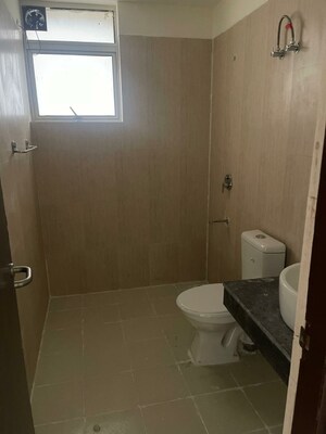 Bathroom in 3 BHK Apartment at Ansal Height 86, Sector 86 – for Sale