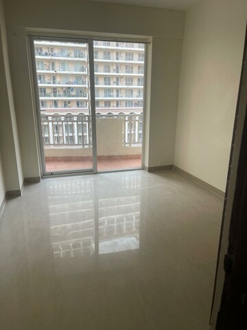 Room in 3 BHK Apartment at Ansal Height 86, Sector 86 – for Sale