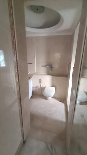 Bathroom in 2 BHK Apartment at Marine Drive – for Sale