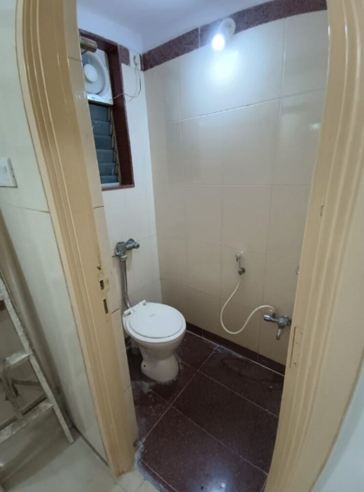Bathroom, siddhachal-phase-5-chs-ltd 2 Bedroom 950 Sq.Ft. Apartment In Vasant Vihar Thane 8677581