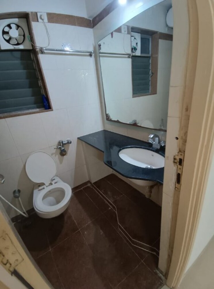 Bathroom, siddhachal-phase-5-chs-ltd 2 Bedroom 950 Sq.Ft. Apartment In Vasant Vihar Thane 8677581