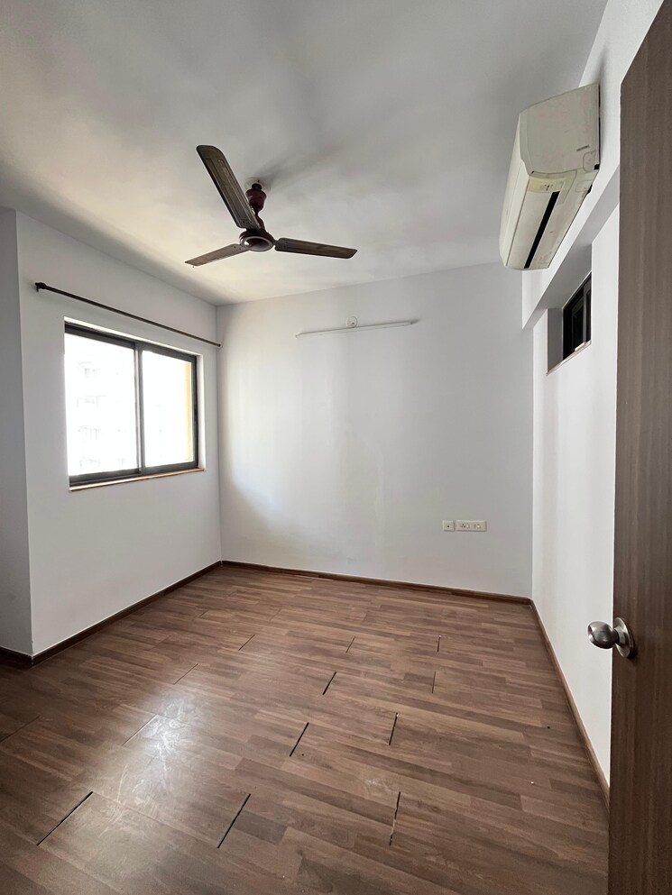 Bedroom, lodha-palava-city-lakeshore-greens 1 Bedroom 720 Sq.Ft. Apartment In Dombivli East Thane 8677611