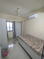 1 BHK 550 Sq.Ft. Apartment in Dda Flat Sector 14 Dwarka
