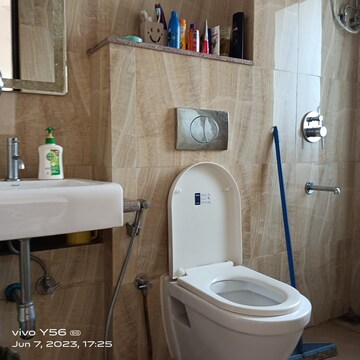 Bathroom in 3 BHK Apartment at Lodha Amara, Kolshet Road – for Rent