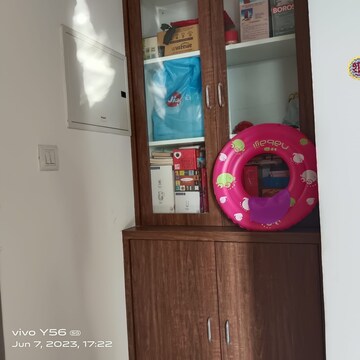 Furnished Amenities in 3 BHK Apartment at Lodha Amara, Kolshet Road – for Rent