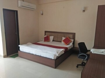 Master Bedroom in 1 RK Builder Floor at Jagatpura – for Rent