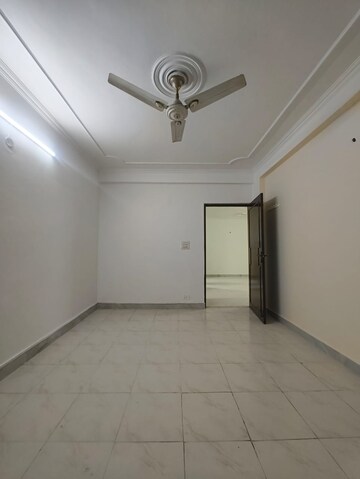 2 BHK Builder Floor For Rent in Saket