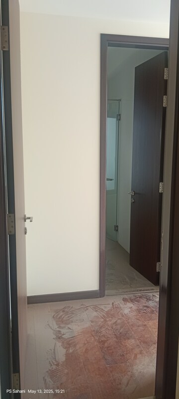 Building Lobby in 3 BHK Apartment at Piramal Vaikunth, Balkum Pada – for Rent