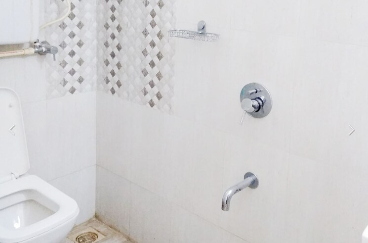 Bathroom, kasarvadavali Pg For Boys In Kasarvadavali 8677850