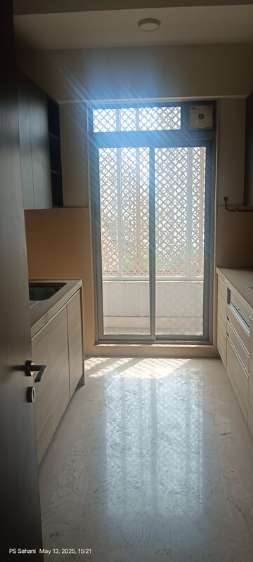 Bathroom in 3 BHK Apartment at Piramal Vaikunth, Balkum Pada – for Rent
