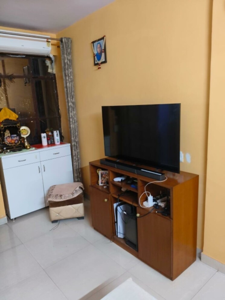 Room, signature-global-synera 2 Bedroom 598 Sq.Ft. Apartment In Sector 81 Gurgaon 8677899