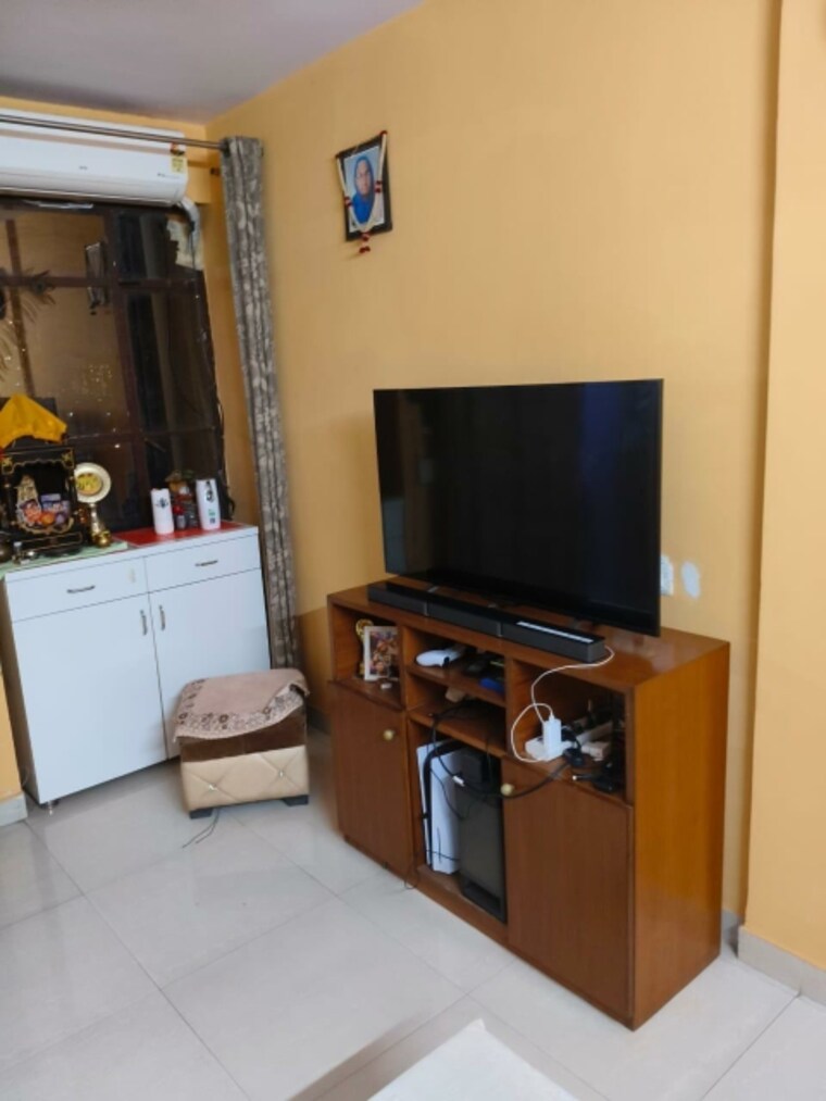 Room, signature-global-synera 2 Bedroom 598 Sq.Ft. Apartment In Sector 81 Gurgaon 8677899