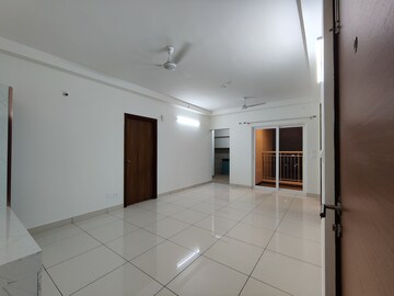 Room in 2 BHK Apartment at Prestige Finsbury Park Hyde, Bagaluru  – for Rent