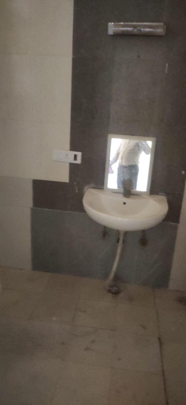 Bathroom, sam-residency 4 Bedroom 2200 Sq.Ft. Apartment In Sain Vihar Ghaziabad 8678049