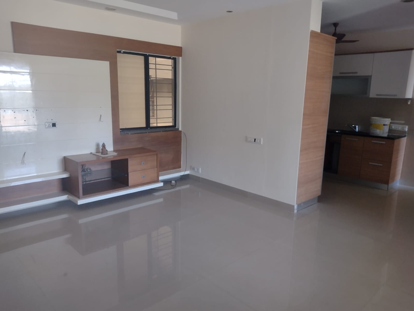 3 BHK + Extra Room Apartment For Rent in Lunkad Colonnade I