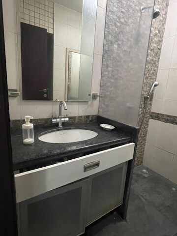 Kitchen in 2.5 BHK Apartment at Oberoi Realty Woods, Goregaon East – for Sale