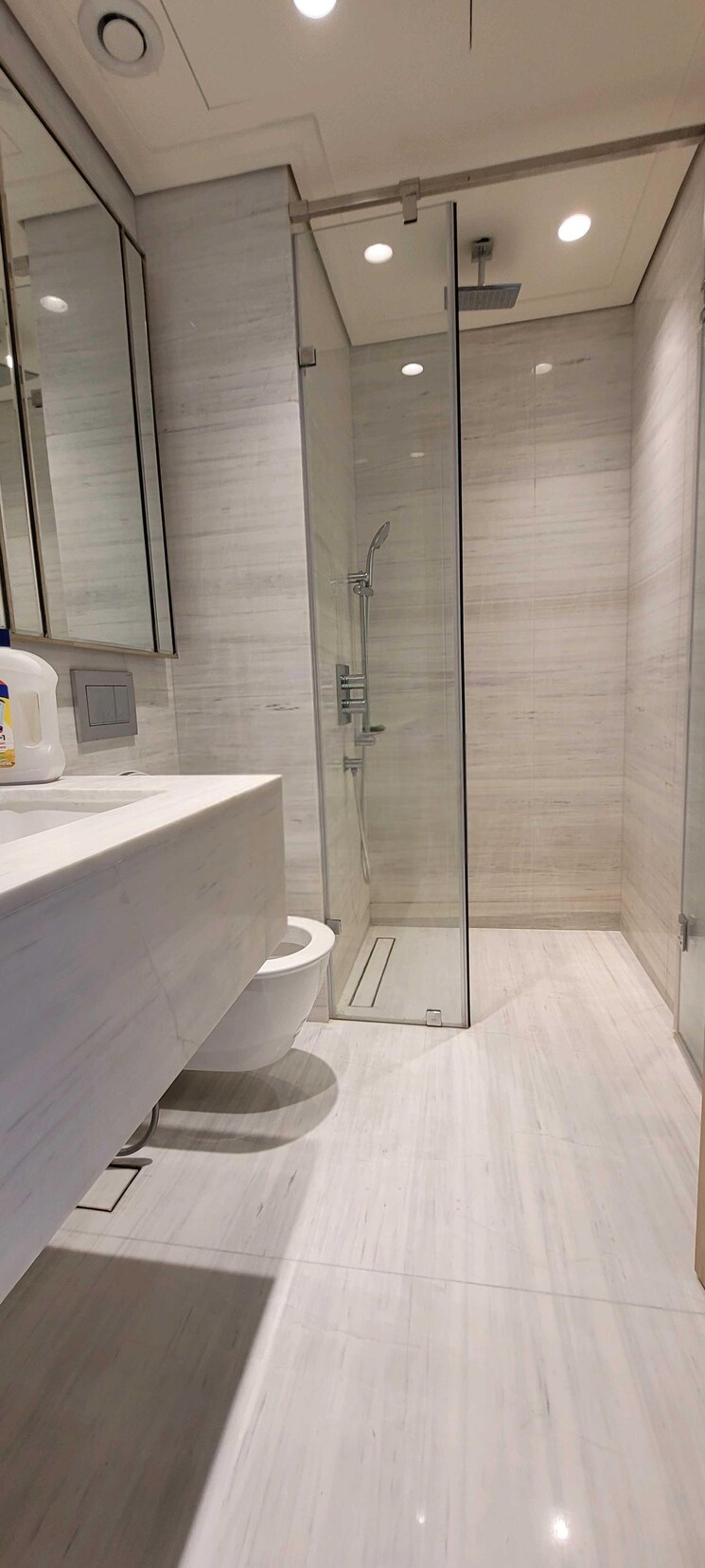 Bathroom, lodha-world-view 3 Bedroom 1704 Sq.Ft. Apartment In Worli Mumbai 8678153