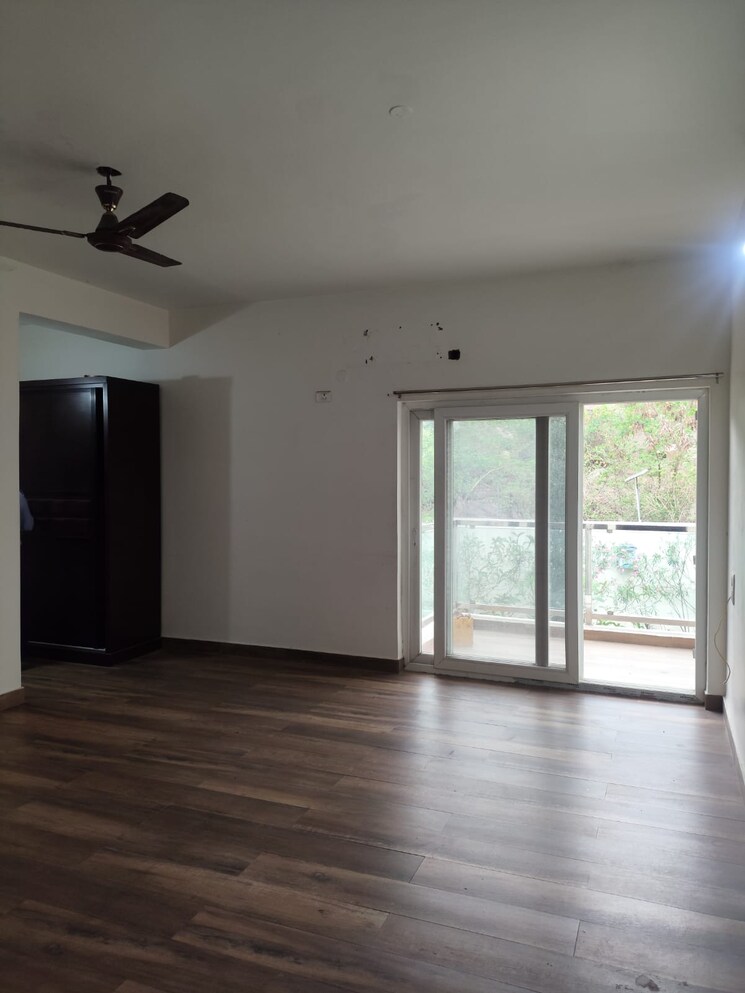 Room, jubilee hills 3 Bedroom 2000 Sq.Ft. Apartment In Jubilee Hills Hyderabad 8678076