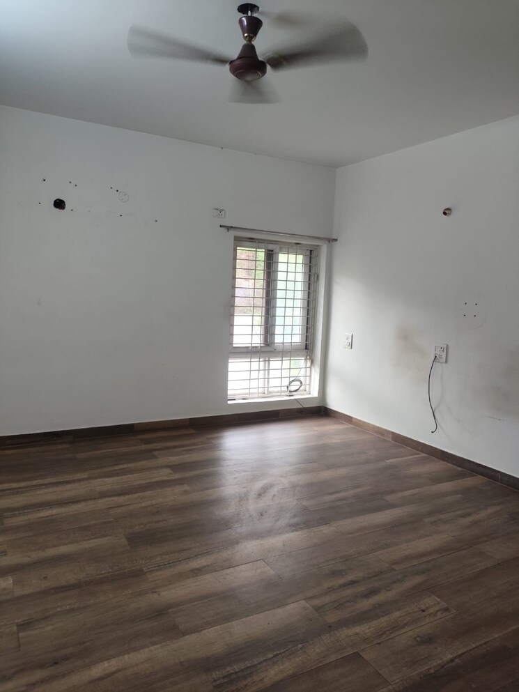 Room, jubilee hills 3 Bedroom 2000 Sq.Ft. Apartment In Jubilee Hills Hyderabad 8678076