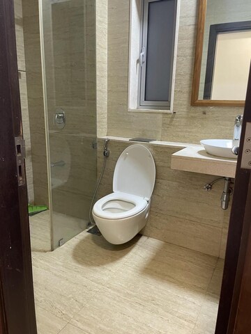Bathroom in 3 BHK Apartment at Oberoi Realty Exquisite, Goregaon East – for Sale