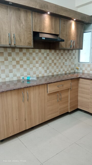 Kitchen in 3.5 BHK Apartment at Gaur City 2 - 11th Avenue, Sector 16c Greater Noida – for Rent