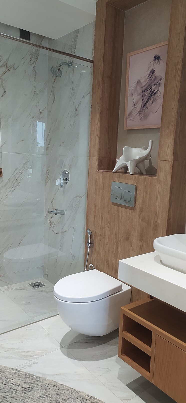 Attached Bathroom, sector 82 3 Bedroom 3300 Sq.Ft. Apartment In Sector 82 Faridabad 8678404