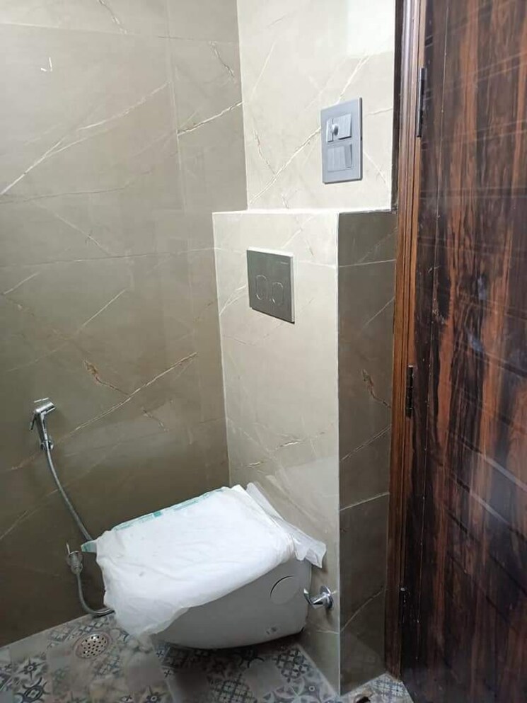 Bathroom, boutique-residential-apartments-c-220 2 Bedroom 1000 Sq.Ft. Apartment In Malviya Nagar Delhi 8678288