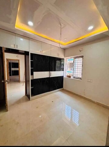 Room in 3 BHK Apartment at Rajapushpa Provincia, Narsingi – for Rent