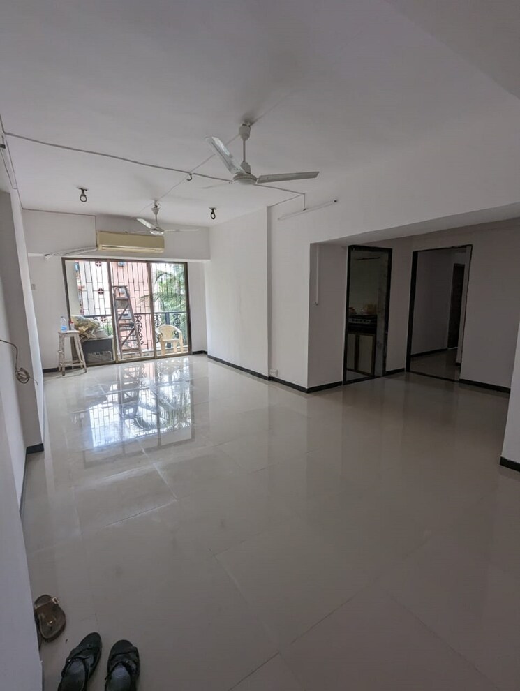 Living Room, khar west 3 Bedroom 1200 Sq.Ft. Apartment In Khar West Mumbai 8678305