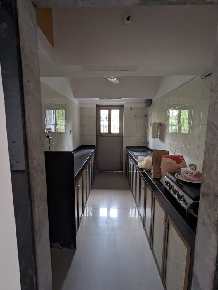 Kitchen, khar west 3 Bedroom 1200 Sq.Ft. Apartment In Khar West Mumbai 8678305