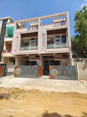4 BHK Villa For Sale in Niwaru