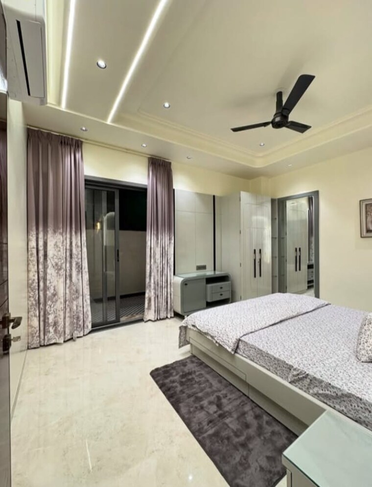 Bedroom, sector 35 4 Bedroom 4050 Sq.Ft. Builder Floor In Sector 35 Faridabad 8678420