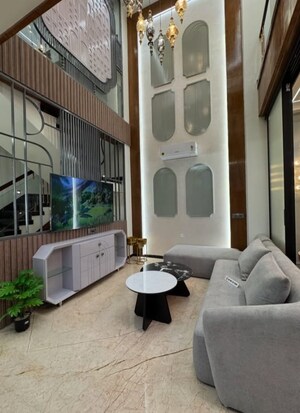 Balcony in 4 BHK Builder Floor at Sector 35 – for Sale